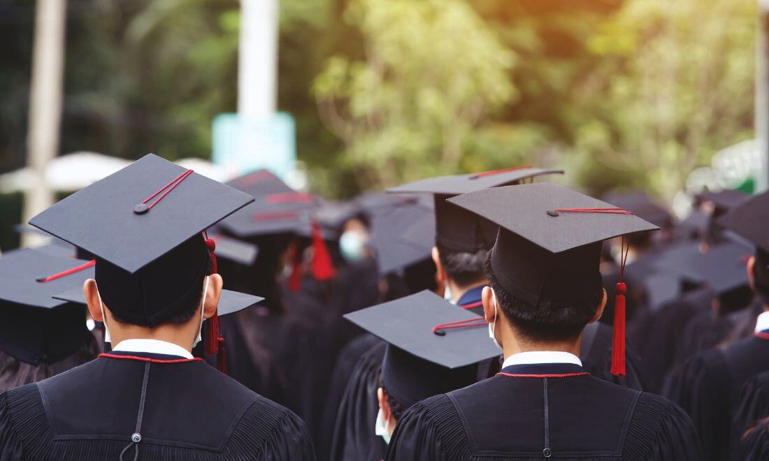 Segunda graduação: o que é, o que escolher e mais - UNDB